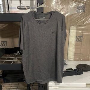 Under Armour Gray Short Sleeve Tee Athletic Fit